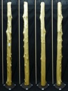【変木】 槙（マキ）出節 長さ3m 末口幅140mm 16052553|槙(マキ)|変木・磨き丸太・絞り丸太
