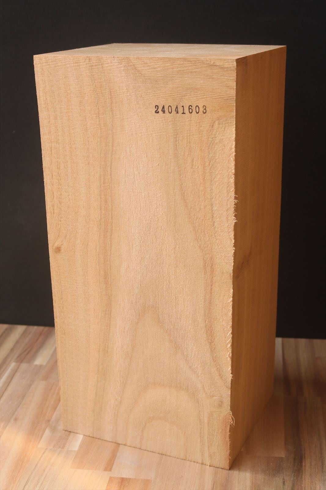 楠 彫刻 木材 木 素材 長 300×厚121×幅145mm 24041603｜彫刻材,楠(クス