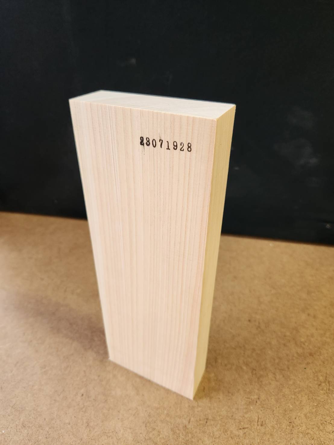 米桧　無垢　彫刻用木材　希少 米桧 無垢 彫刻用木材 希少