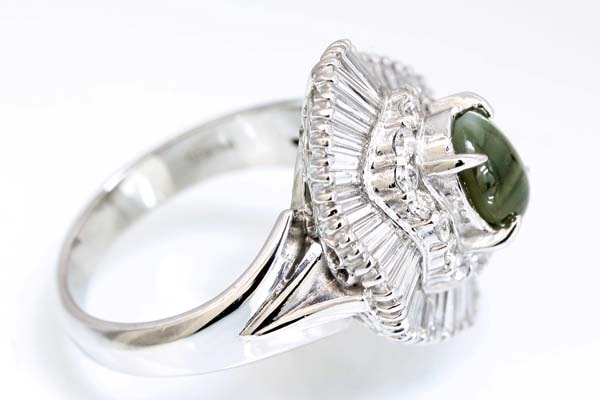 F49-17z0159【キャッツアイ2.08cts＆ダイヤ1.53cts】Pt900リング