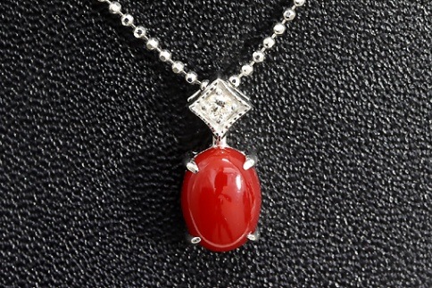 Pt950 血赤珊瑚 ティアラペンダント1.23ct Pt950 血赤珊瑚 ティアラペンダント1.23ct
