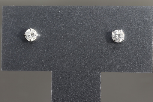 ip0122-2【ダイヤモンド 0.18cts】K14WGピアス
