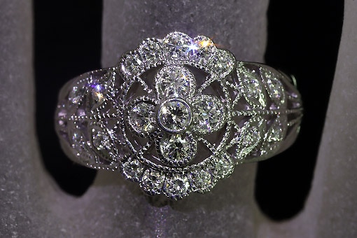 美品　POLA　ポーラ　指輪　リング　PT900　プラチナ　ダイヤモンド　12号 A583-24n0074【POLA(ポーラ)】Pt900ダイヤモンドリング