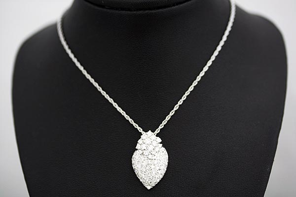 A422-16n0019【ダイヤモンド1.24cts】プラチナネックレス