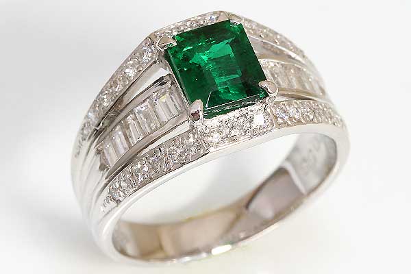 Kn-1【エメラルド1.14cts】ダイヤ入プラチナリング