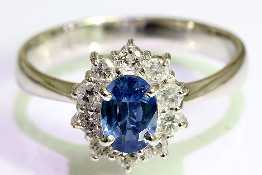 A579-23n0080【サファイア 0.53cts】P900ダイヤモンド入りリング