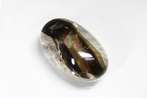 is16 虹入り【マイカ in クォーツ】4.8cts ルース