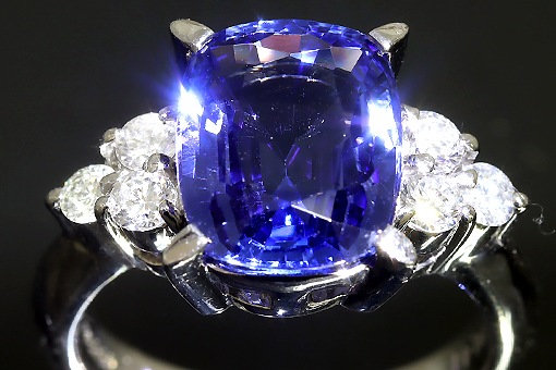 A571-22n0079【タンザナイト 3.85cts】Pt900ダイヤモンドリング