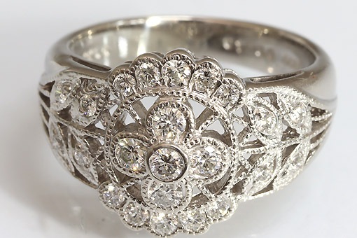 美品 POLA ポーラ ダイヤモンド プラチナリング PT900 約11.5号 POLA ポーラ Pt900 プラチナ リング ダイヤモンド 0.12ct クロス