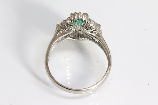 A586-25n0322【エメラルド 0.52cts】Pt900ダイヤモンドリング