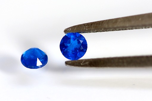 アウイナイト（アウイン）0.22 カラット】ルース