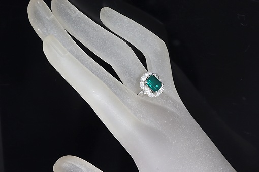 k-2-15g0150【エメラルド1.62cts&ダイヤ0.84cts】Pt900リング