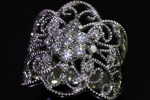 Pm900/V型ダイヤモンドリング0.40ct ダイヤモンド0.44ct プラチナ900 リング【買取相場】｜買取相場