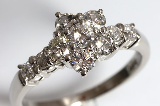 Pt900 1.00ctダイヤモンドリング Pt900 ダイヤモンド リング 1.00ct 一文字 — セルビーオンライン