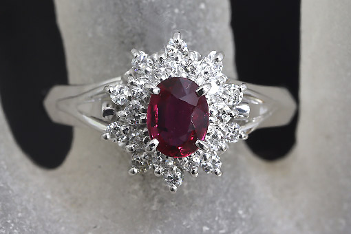 A584-25n0030【ルビー0.48cts】Pt900ダイヤモンドリング