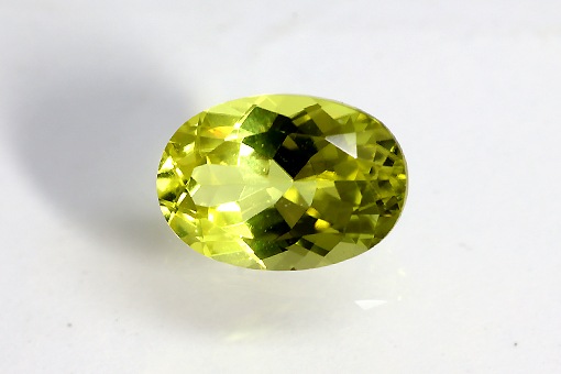 AB7【カナリー・トルマリン】0.80cts ルース