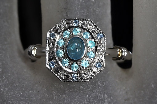 A584-25n0060【パライバトルマリン 0.161cts】Pt900ダイヤモンドリング