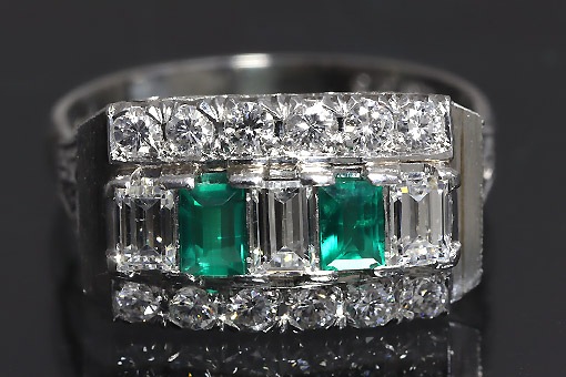 A584-25n0023【エメラルド&ダイヤ】セミアンティークPm900リング