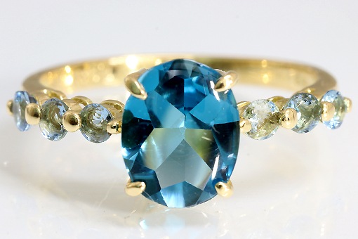 K18 アクアマリン？ブルートパーズ？リング in1087ki0089【ブルートパーズ&アクアマリン】K18リング