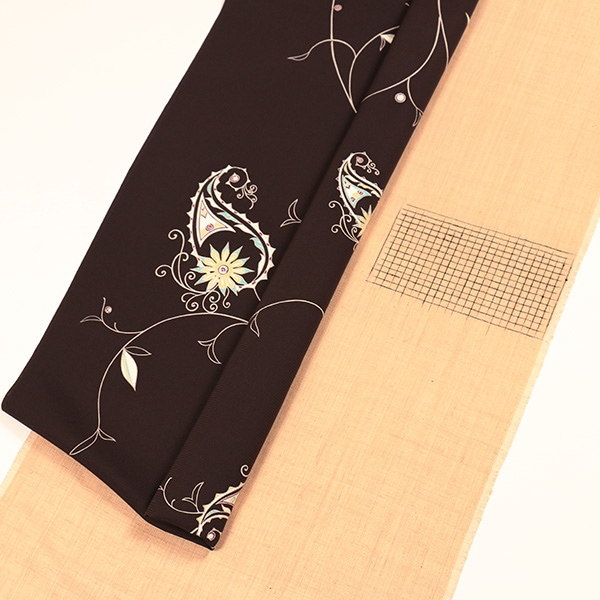 工芸染匠 成謙】小紋・羽織 (墨黒地、唐草） 袷または羽織仕立上税込価格 