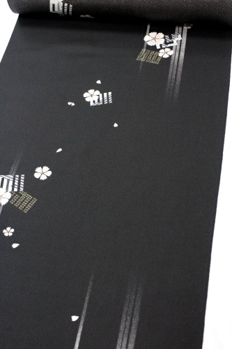 荒川さんび シルック 黒地 袷 飛び柄小紋玩具柄 源氏香 桜文 荒川さんび シルック 黒地 袷 飛び柄小紋玩具柄 源氏香 桜文 荒川さん