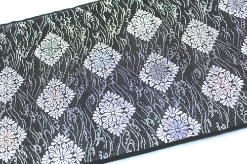 （新品未着用）西陣織　正絹名古屋帯　更紗文様 西陣織澤本織物謹製 夏物紗名古屋帯「波に菱菊紋」 | 販売着物商品,夏