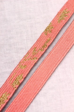 ����ɳ����������֥ԥ󥯤˶����ѡ�