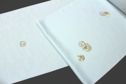 最高級丹後ちりめん小紋「雪輪に花飛び柄」 | 販売着物商品
