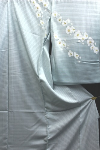 新品 胡蝶蘭 ”咲き誇る胡蝶蘭の美しき姿を纏って”仕付け糸付 訪問着 5655 楽天市場】胡蝶蘭（種類（着物）訪問着）（レディースファッション）の通販