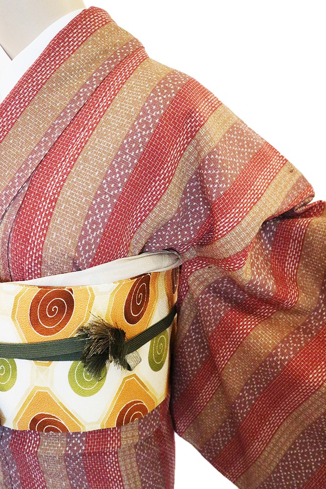 単衣　お召し　縞と十字絣　裄67.5cm　正絹 単衣 お召し 縞と十字絣 裄67.5cm 正絹 紬・お召し - 雅