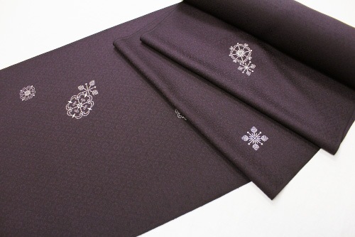 絹100%柞蚕糸入り高級丹後縮緬小紋の反物(美品)