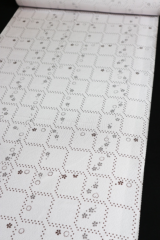 �ǹ��ð���������ִ�����ʸ�ͤ˲֤ȴݤȥϡ��ȡ�