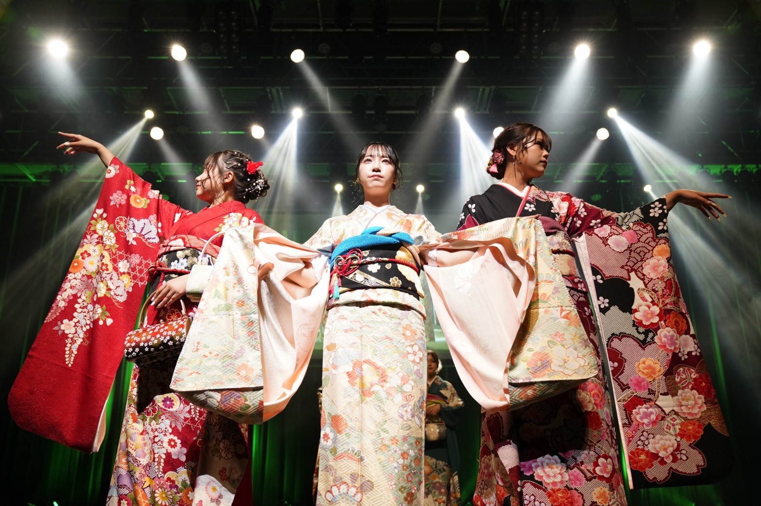 ð�������µ��󥿥�ե륻�åȡֲ�ð���ߡױ�������̵��