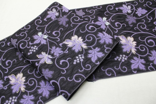 西陣織弥栄織物謹製 九寸名古屋帯「唐草葡萄」 | 販売着物商品,名古屋