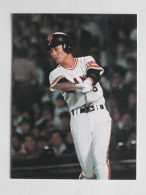 77074 カルビープロ野球カード 77年 No.74 巨人 土井正三