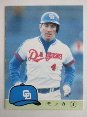84364 カルビープロ野球カード 1984年 No.364 中日 モッカ 並 84364 カルビープロ野球カード 1984年 No.364 中日 モッカ 並
