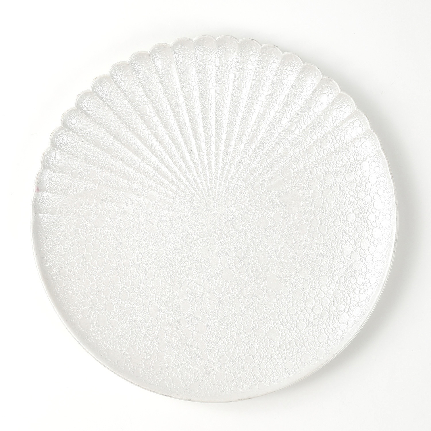 吉右衛門窯】白泡化粧雲母銀片菊割16cmプレート【有田焼】｜創亭やぶき