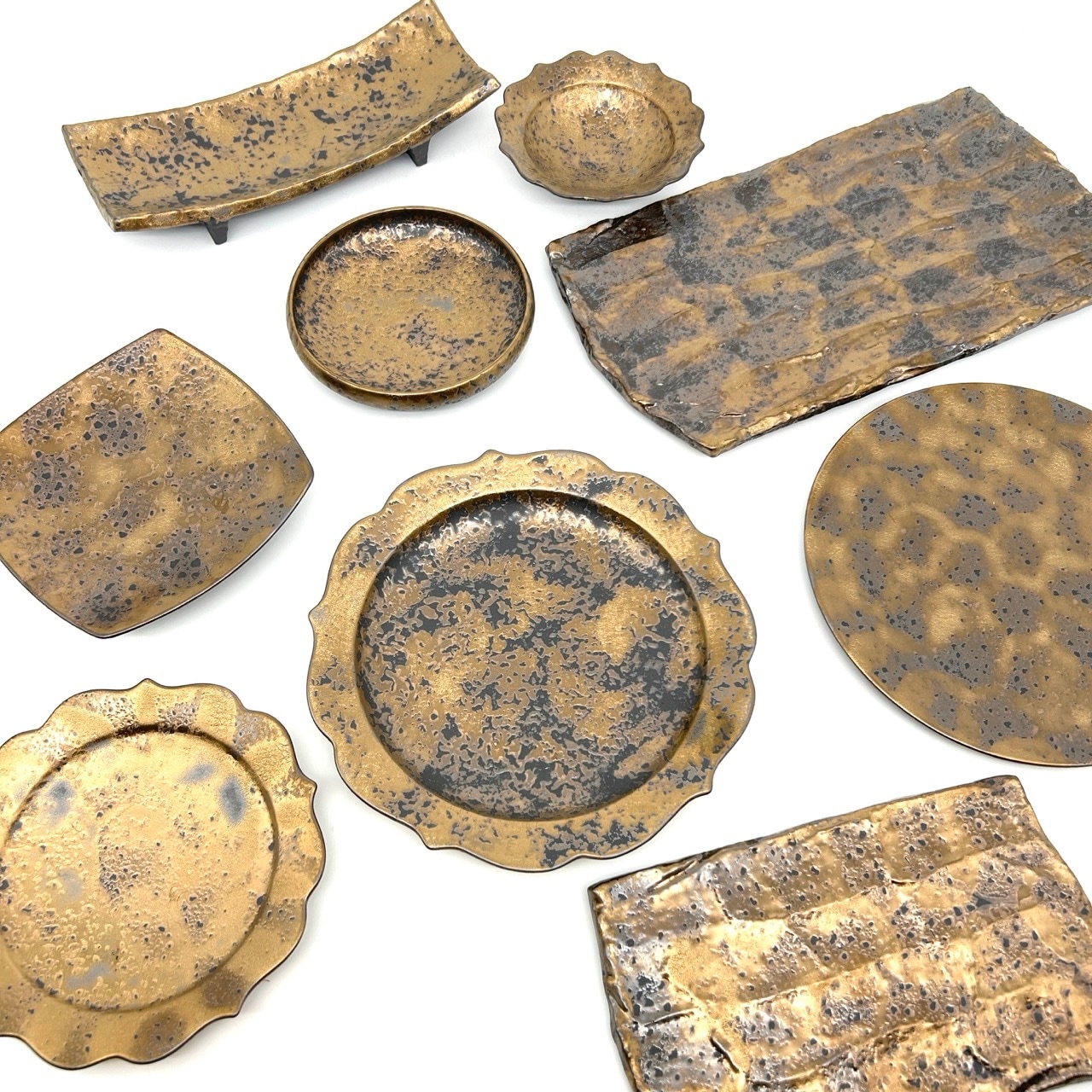 南蛮？琉球？時代の小鉢（13.8㎝）　板起こし・玉縁・砂高台・重ね焼・鉄釉 南蛮？琉球？時代の小鉢（13.8㎝） 板起こし・玉縁・砂高台