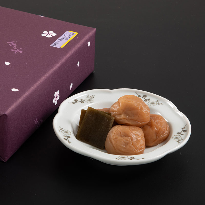 紀州南高梅 こんぶ梅一番漬 500g｜日高昆布とはちみつ使用のまろやか梅干し【紀の里食品】