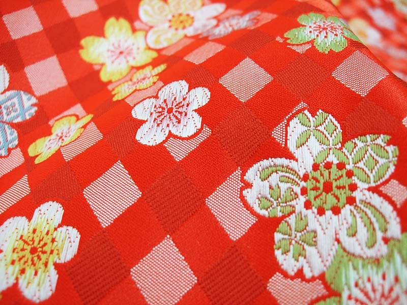 金襴生地 限定　-チェックに桜　赤-