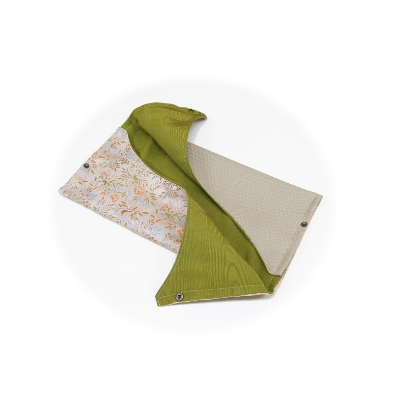 ティッシュカバー　-瑞鳥南天文様-