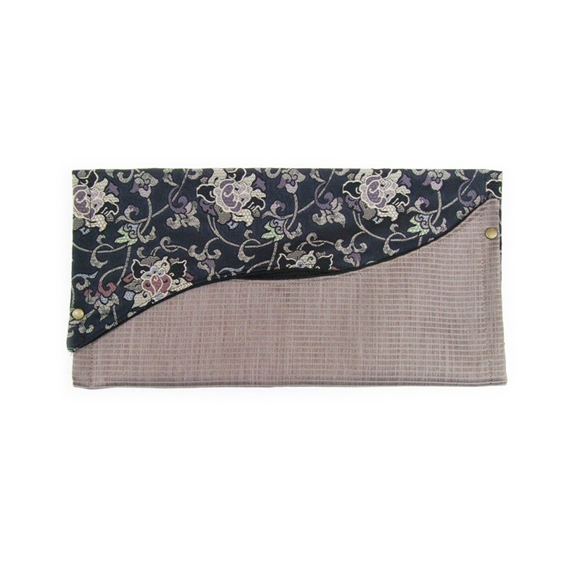 ティッシュカバー　-鉄線に唐草-