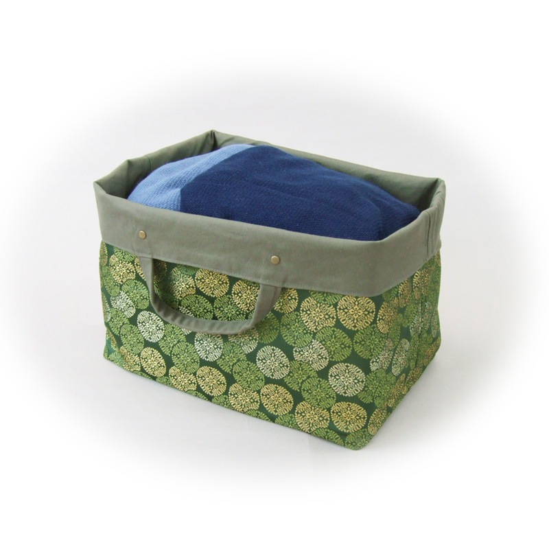 収納バッグ　-平安八ツ藤紋-