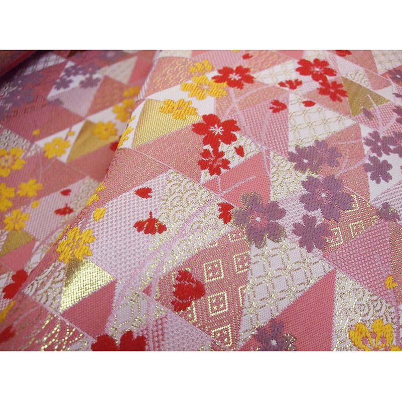 金襴生地 定番　-桜に三角小文-