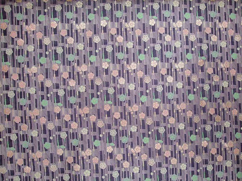 金襴生地 定番　-ねじり梅に短冊文-