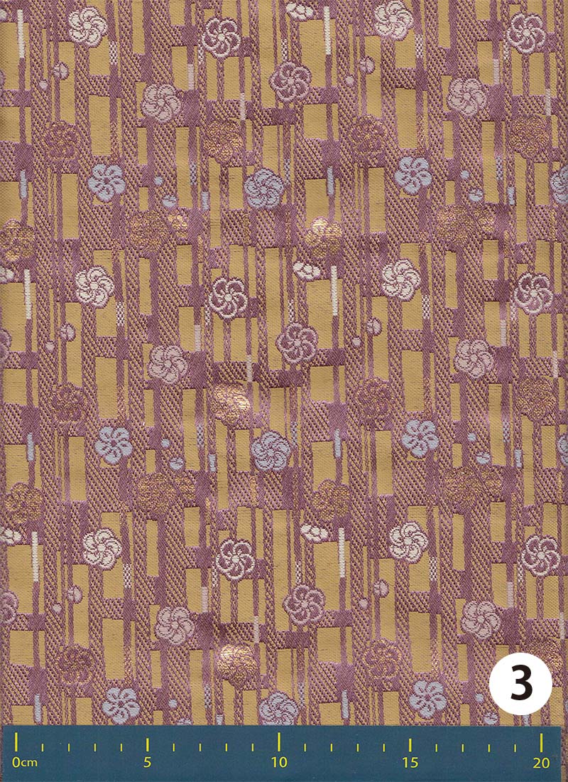 金襴生地 定番　-ねじり梅に短冊文-