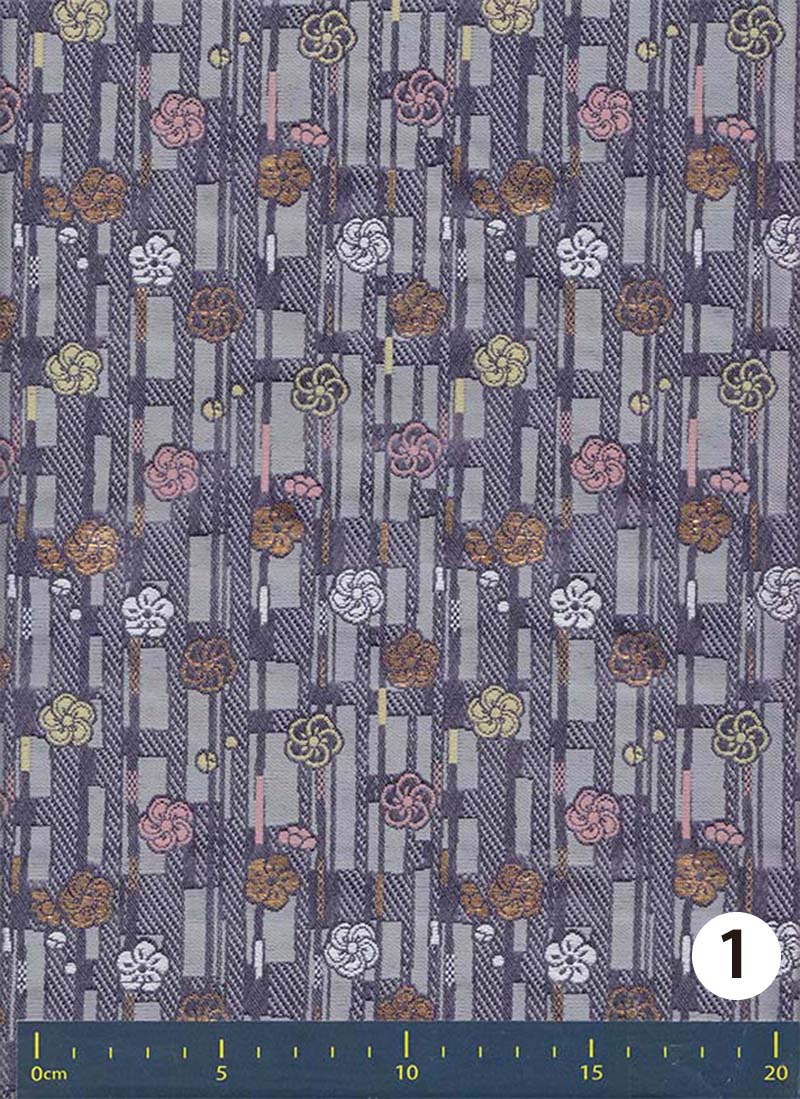 金襴生地 定番　-ねじり梅に短冊文-