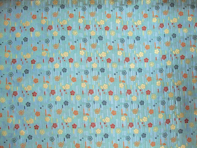 金襴生地 定番　-ねじり梅に短冊文-