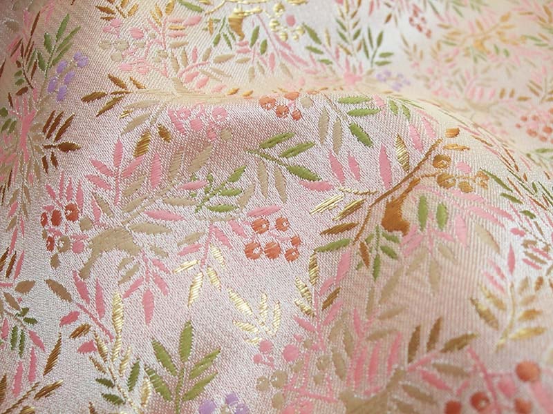 金襴生地 定番 -瑞鳥南天文様-通販｜きんらん和布