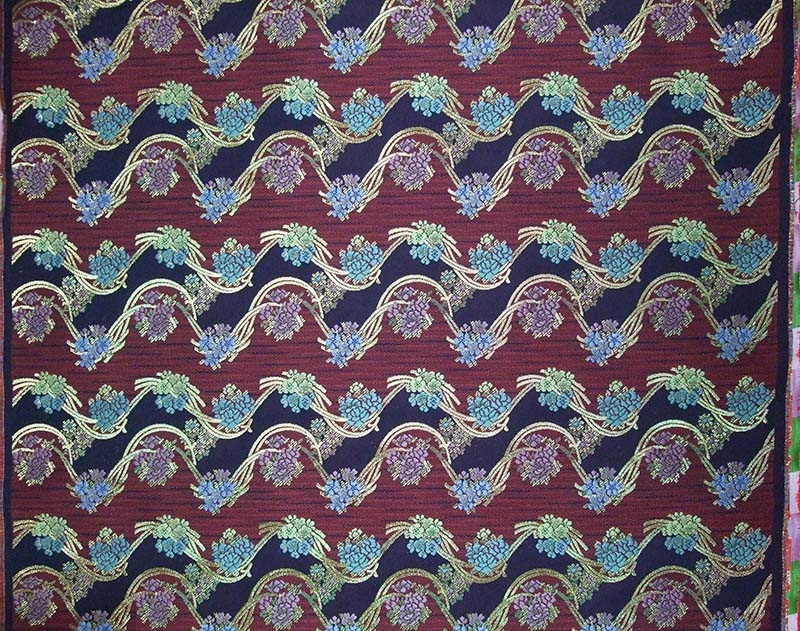 金襴生地 定番　-横段のしめに小花-